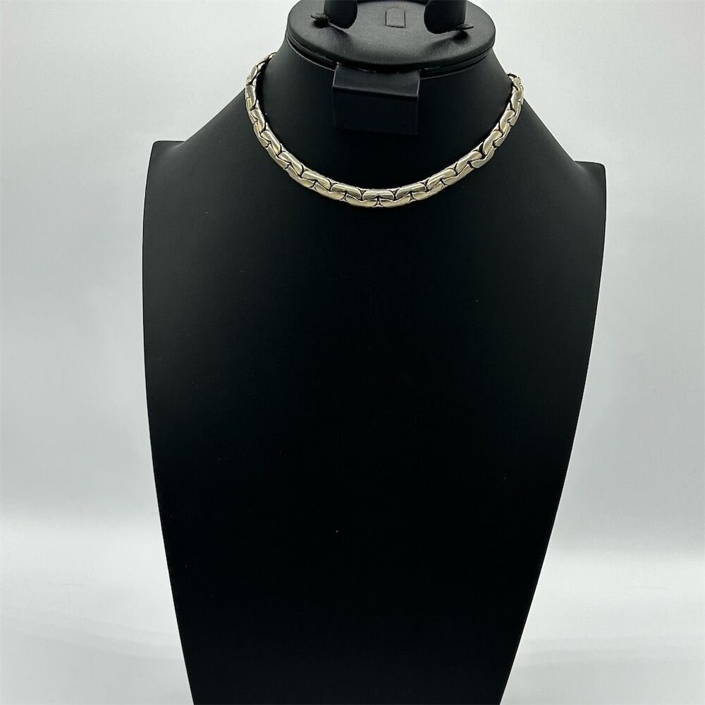 VINTAGE CLASSIC SIGNED PEGASUS CORO STANDARD NECKLACE 1945-55 MARK